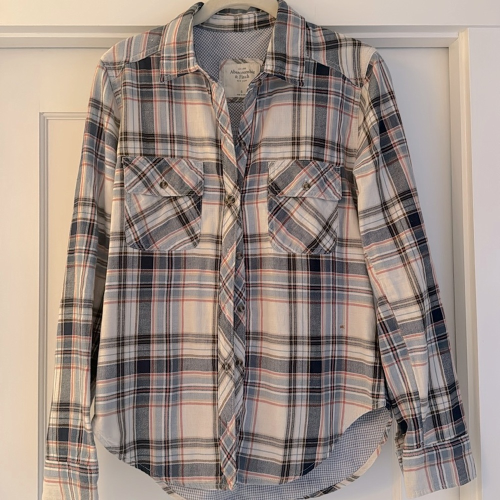 Abercrombie women’s lined flannel-Size
  Small